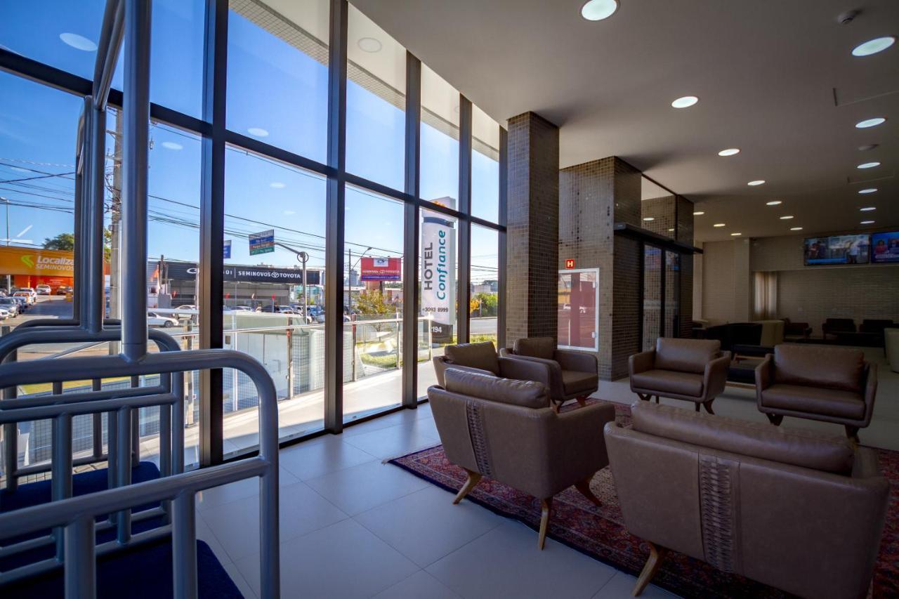 Hotel Confiance Barigui กูรีตีบา ภายนอก รูปภาพ